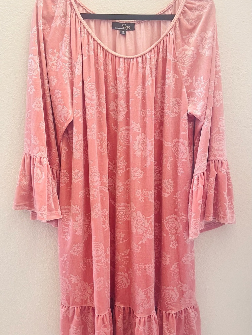 Suzanne Betro pink floral embossed velour/velvet midi dress